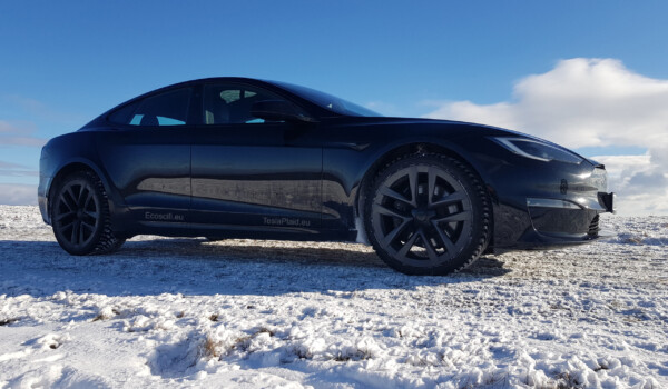 Informace: Zážitková jízda Tesla S Plaid